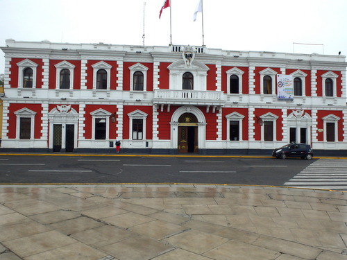 Walk about Trujillo, Peru.